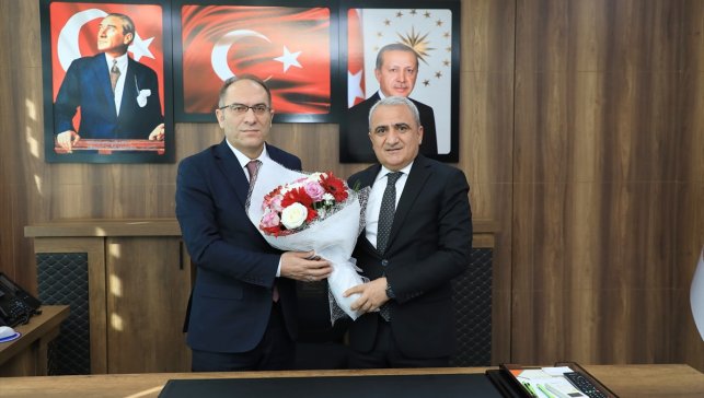 Bitlis Milli Eğitim Müdürlüğüne atanan Kaya, görevine başladı