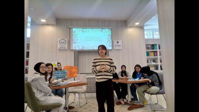 Erzincan'da "Ara Tatil Gençlik Kampı" sona erdi