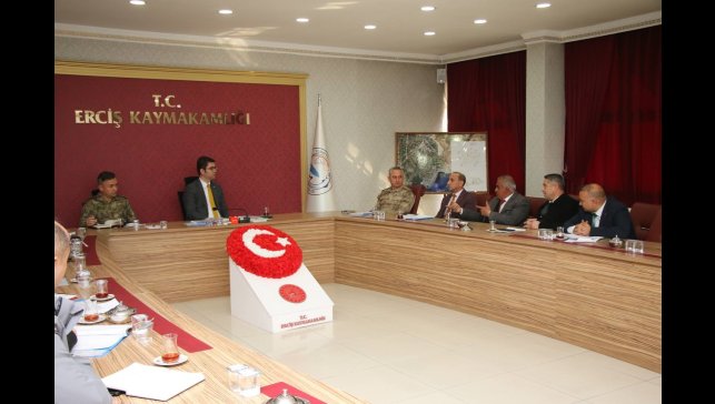 Erciş'te "El Yapımı Patlayıcılarlf Mücadele Toplantısı" yapıldı