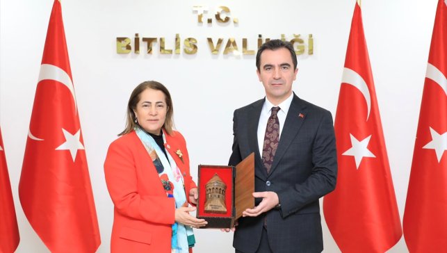 Aile ve Sosyal Hizmetler Bakan Yardımcısı Madak, Bitlis Valiliğini ziyaret etti
