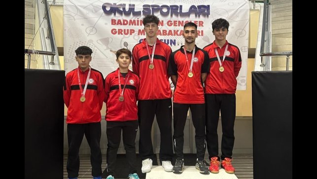 Liseli sporcular Giresun'dan şampiyon olarak döndüler