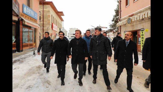 Vali Aydoğdu Refahiyeli vatandaşlarla buluştu