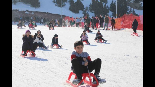 Ergan Kayak Merkezinde hafta sonu yoğunluğu