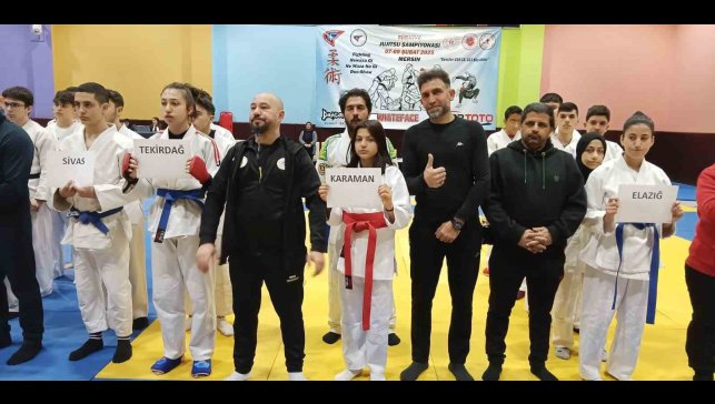 Muay Thai'de Elazığ, madalyaları kaptı