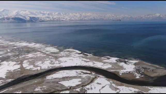 Van Gölü soğuyamadı