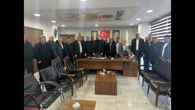 İl Genel Meclis Üyesi ve muhtarlardan İl Başkanına hayırlı olsun ziyareti