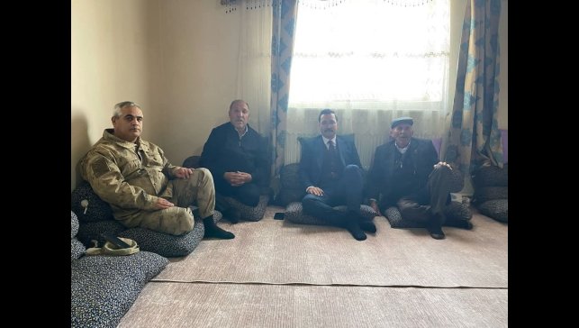 Akyaka Kaymakamı Demirtaş'tan Kıbrıs gazisine ziyaret