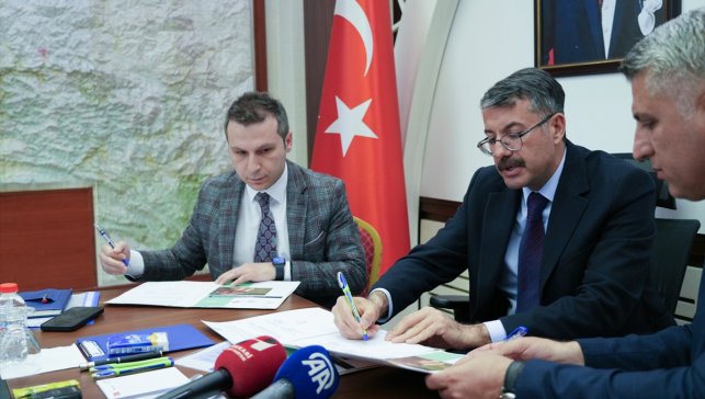 Hakkari'de sahipli köpekler kimliklendirilerek takipleri sağlanacak