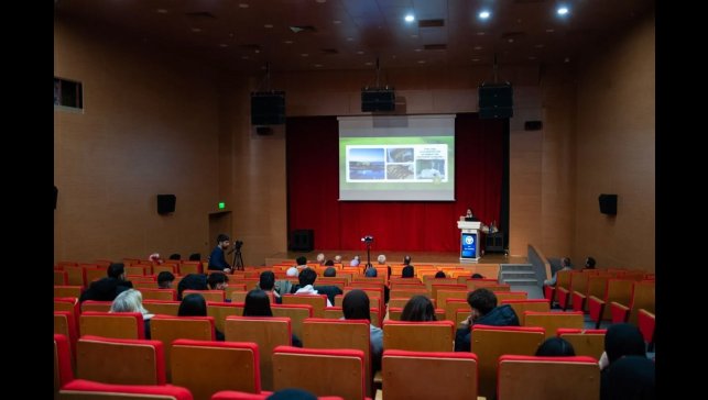 "Bir Eve Dönüş Hikayesi" konferansı düzenlendi