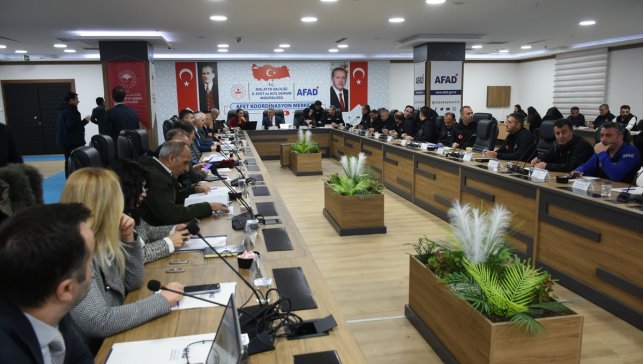 Malatya'da depremzede üreticilere yapılacak samanlık, ağıl ve ahırlar için bilgilendirme toplantısı