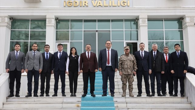 Azerbaycan heyeti Iğdır Valisi Ercan Turan ile görüştü