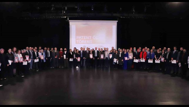 Atatürk Üniversitesi başarıyı ödüllendirmeye devam ediyor