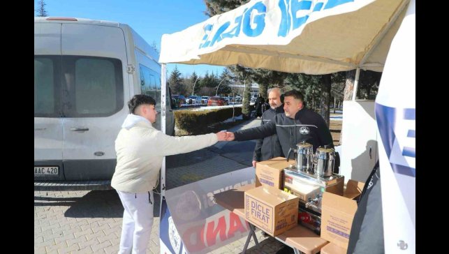 Elazığ Belediyesi'nden MSÜ, adaylarına ikram
