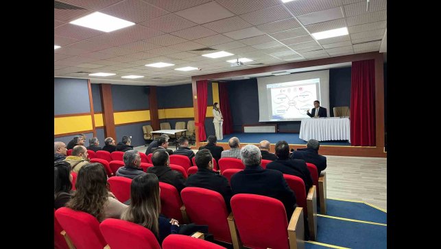 Ağrı'da 'Okulum Beni Bekler' projesi ile devamsızlık sorunu ele alındı