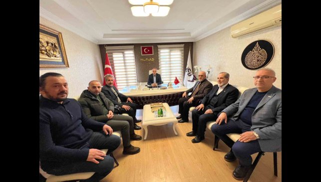 Elazığ Ticaret Borsası Başkanı Dumandağ, Karakaya ve Canpolat ile bir araya geldi