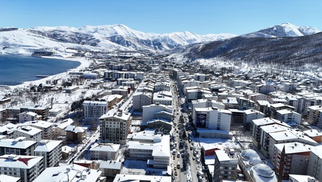 Muş ve Bitlis'te sis ve soğuk hava etkisini sürdürüyor