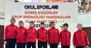 Ağrılı Güreşçilerden Okul Sporları Grup Şampiyonasında Büyük Başarı
