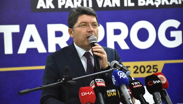 Adalet Bakanı Yılmaz Tunç, Van'da iftar programında konuştu: