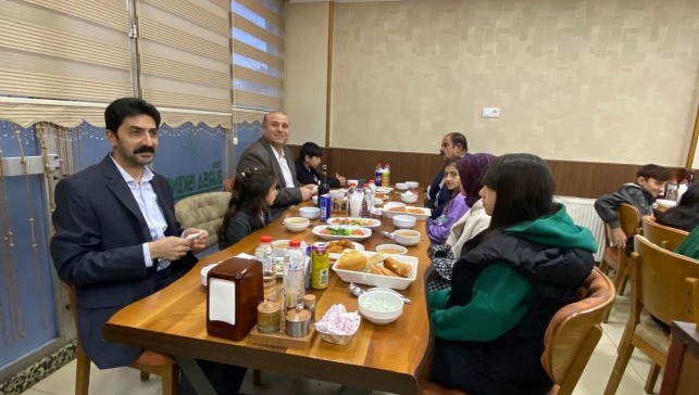 Patnos Kaymakamı Taş, yetim çocuklarla iftar yaptı