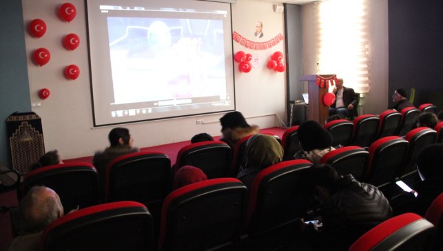 Karlıova'da yetimler için iftar programı düzenlendi