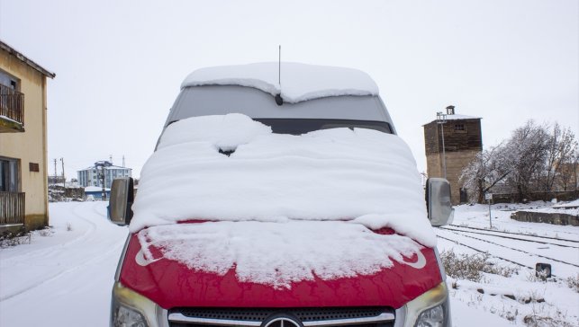 Kars, Ağrı, Ardahan ve Erzurum'da kar yağışı ve soğuk hava etkili oldu