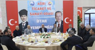 Ağrı Ticaret ve Sanayi Odası, SMMM Camiasıyla İftar Programında Bir Araya Geldi