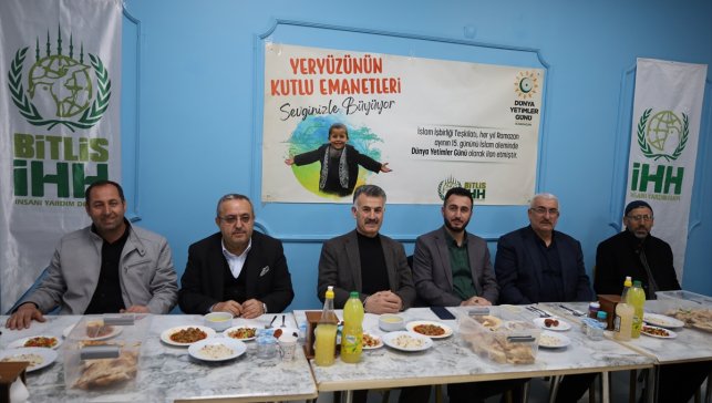 Güroymak'ta iftar programı düzenlendi
