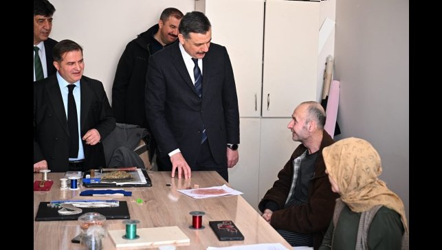 Vali Çiftçi, Palandöken Bakım Merkezi'ni ziyaret etti