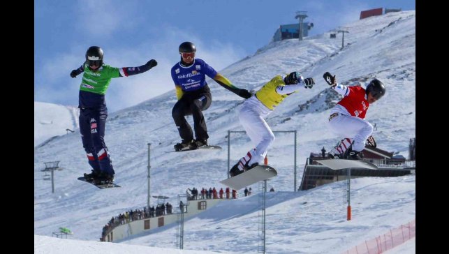 Erzurum'da dünya snowboard kupası heyecanı