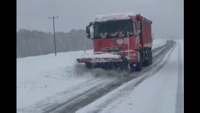 Tunceli'de 131 köy yolu ulaşıma kapandı