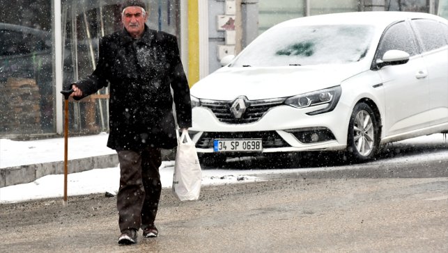 Erzurum, Kars, Ardahan ve Tunceli yeniden karla kaplandı