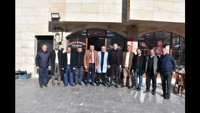 Sadıkoğlu, Eskimalatya esnafıyla bir araya geldi