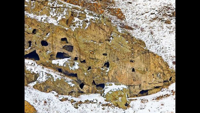 Doğaseverlerin yeni rotası: Harosman mağaraları