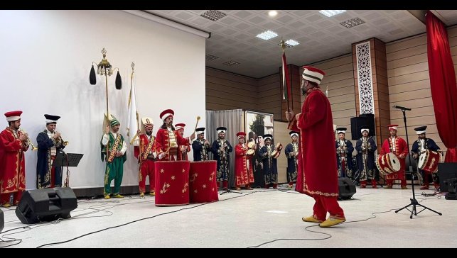 Erzincan'da mehter takımından coşkulu konser