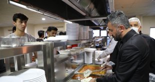 AK Parti Ağrı İl Başkanı İlhami Yıldız, öğrencilerle iftar sofrasında buluştu