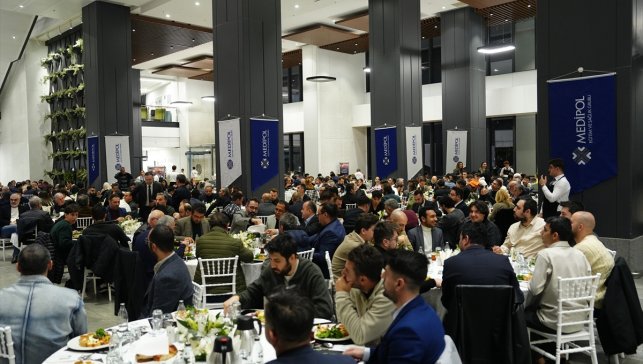 Medipol'un "Geleneksel Medya Mensupları Sahur Buluşması" gerçekleştirildi