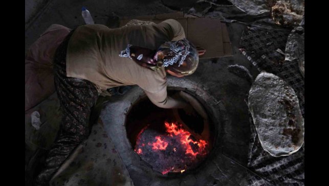 Tandırlar Ramazan sofraları için yanıyor