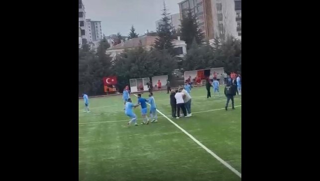 Elazığ'da amatör maçta hakeme tekme tokatlı saldırı