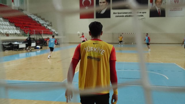 A Milli Futsal Takımı Avrupa şampiyonası elemelerinde yarın Slovakya ile karşılaşacak