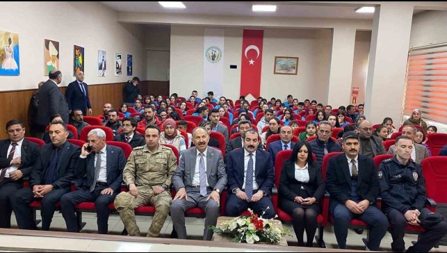 Arpaçay'da İstiklal Marşı'nın Kabulünün 104. Yıldönümü