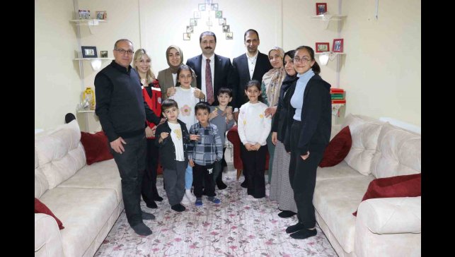 Kaymakam Karali, iftarını şehit ailesi ile birlikte açtı