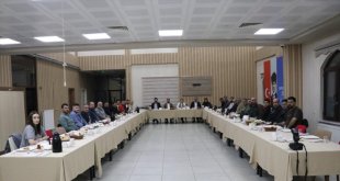 AK Parti Ağrı Milletvekili Kilerci, basın mensuplarıyla sahurda buluştu