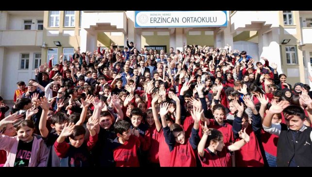 Milli Eğitim Bakanı Tekin Erzincan'a geldi