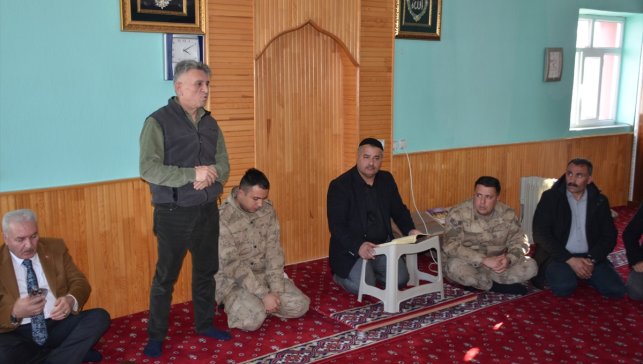 Bulanık'ta husumetli aileler barıştırıldı