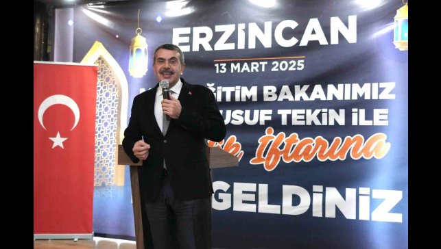 Bakan Tekin, Erzincan'da "Gençlik İftarı" programına katıldı
