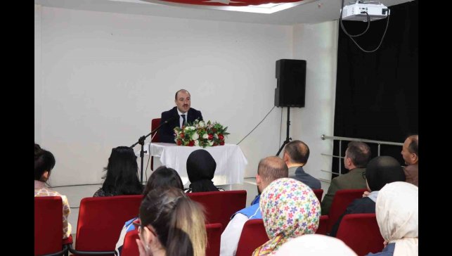 Kaymakamdan gençlere nasihat