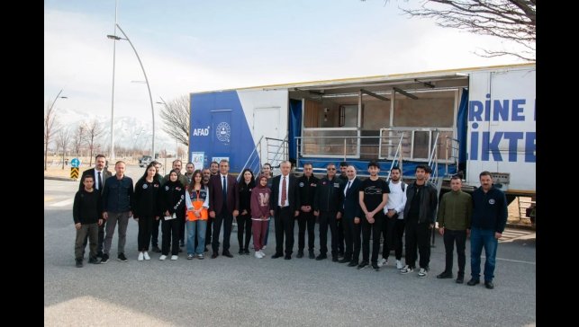 Deprem Simülasyon Tırı EBYÜ'de