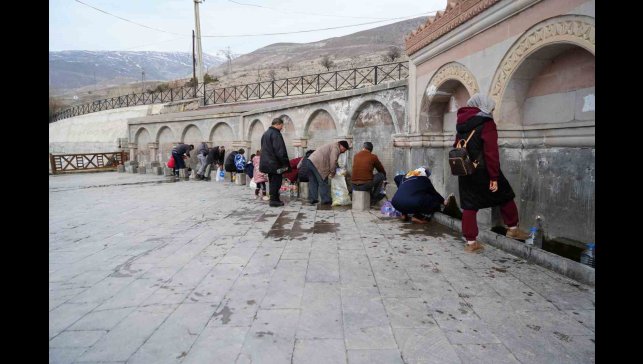 Erzincanlılar 'ekşisu' ile iftar açıyor