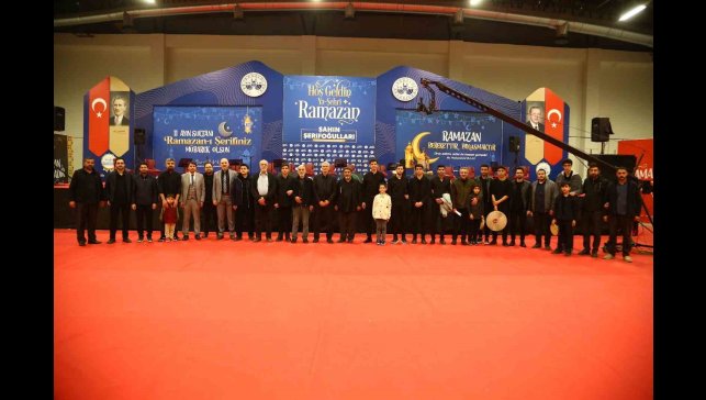 Ramazan etkinliklerinde Dar'ül Hazen tasavvuf topluluğu sahne aldı