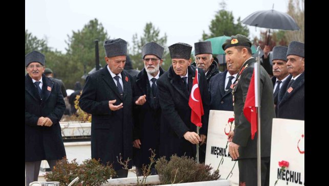 Elazığ'da 18 Mart Çanakkale Zaferi ve Şehitleri Anma Günü programı düzenlendi